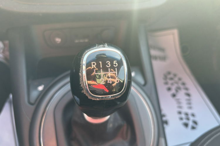 Kia Sportage Gwarancja, Stan Bardzo Dobry zdjęcie 17