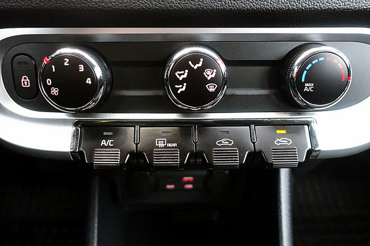 Kia Rio FABRYCZNA Instalacja Gazowa 3Lata GWARANCJA I-wł Bezwypadkowy FV23% 4x2 zdjęcie 25
