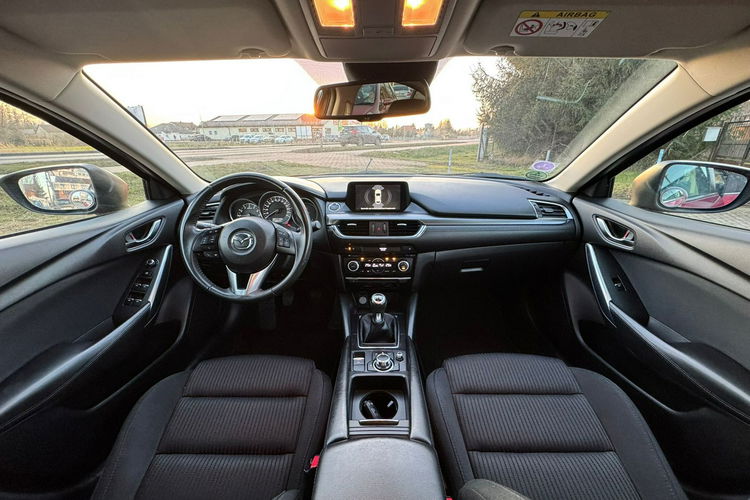 Mazda 6 Niski Przebieg Perła BDB stan zdjęcie 17