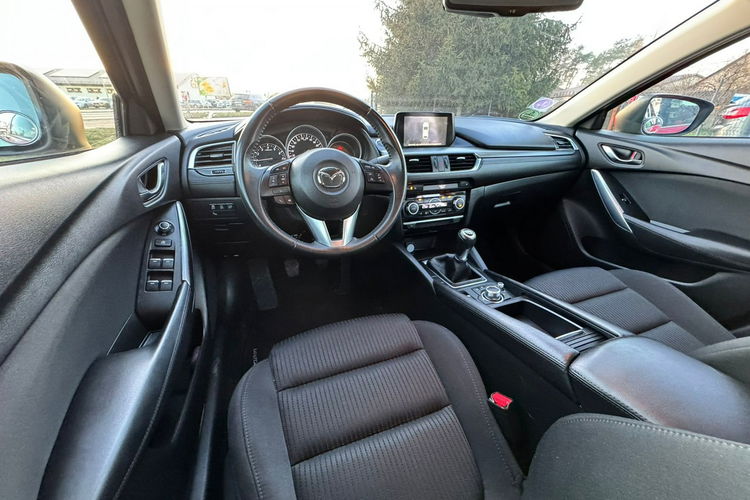 Mazda 6 Niski Przebieg Perła BDB stan zdjęcie 21