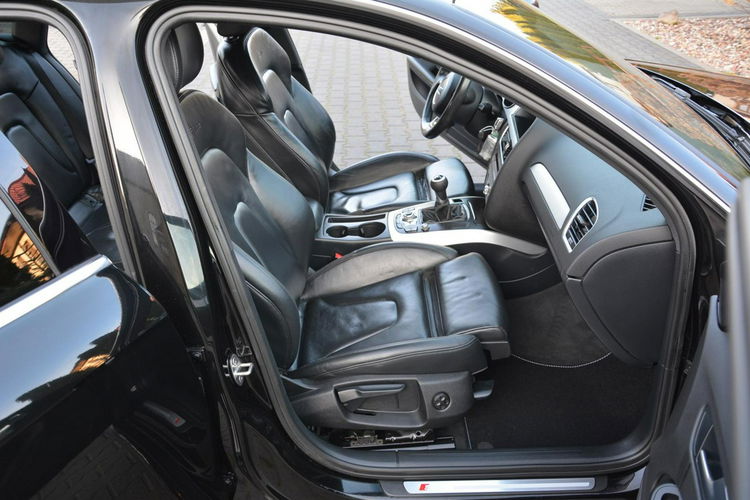 Audi A4 2.0TDI(190KM) 2XS-line Skóry Duża Navi MMI Ledy BI-Xenon 2xPDC ASO zdjęcie 17