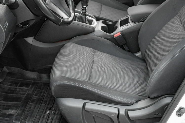 Nissan Qashqai 1.2 DIG-T Acenta Podgrz.f K.cofania 2 stref klima Salon PL VAT 23% zdjęcie 13