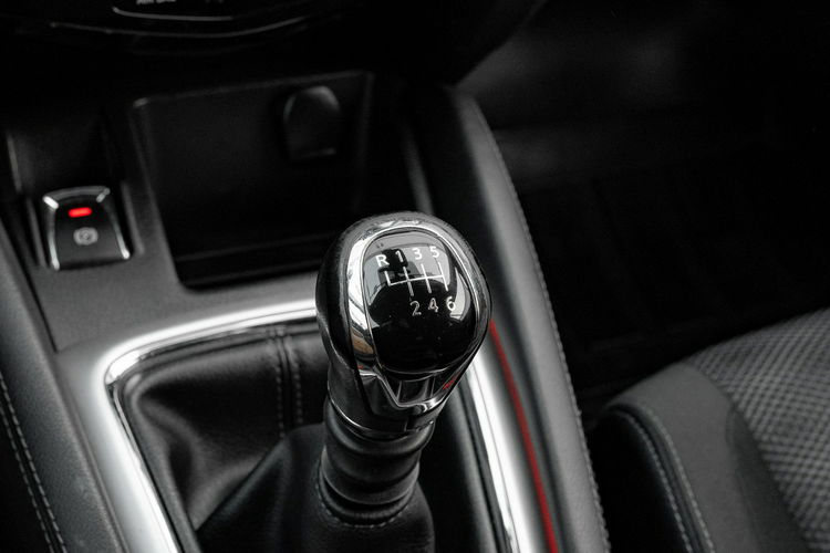 Nissan Qashqai 1.2 DIG-T Acenta Podgrz.f K.cofania 2 stref klima Salon PL VAT 23% zdjęcie 19