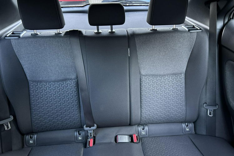 Toyota Yaris Cross 1.5 HSD 116KM COMFORT STYLE TECH, salon Polska, gwarancja zdjęcie 26