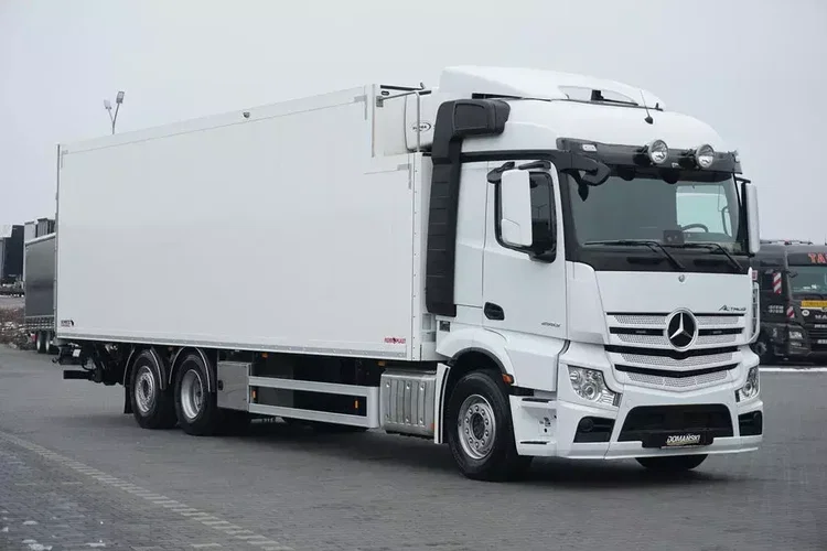 Mercedes ACTROS / 2553 / EURO 6 / CHŁODNIA + WINDA / 23 PALETY / OŚ SKRĘTNA zdjęcie 1