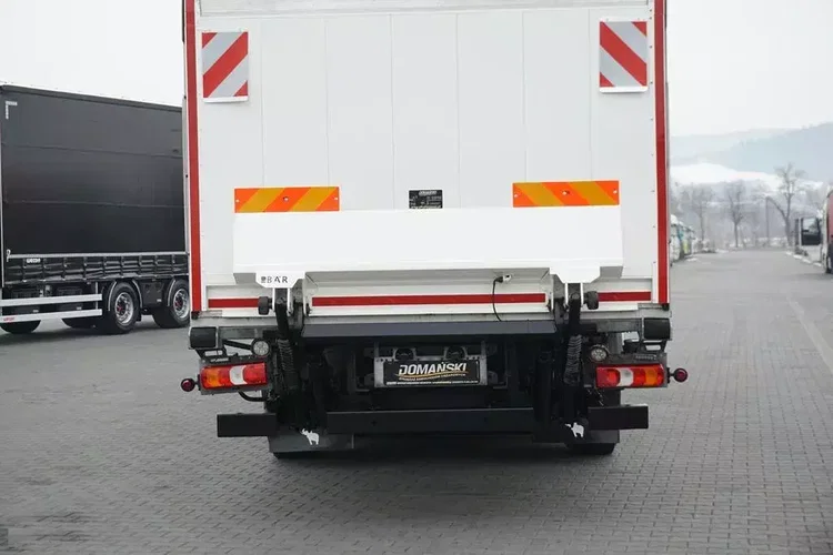 Mercedes ACTROS / 2553 / EURO 6 / CHŁODNIA + WINDA / 23 PALETY / OŚ SKRĘTNA zdjęcie 28