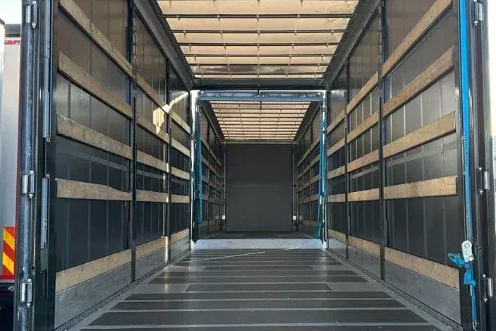 Scania R 410 / LNG / ACC / EURO 6 / ZESTAW PRZEJAZDOWY 120 M3 / RETARDER zdjęcie 10