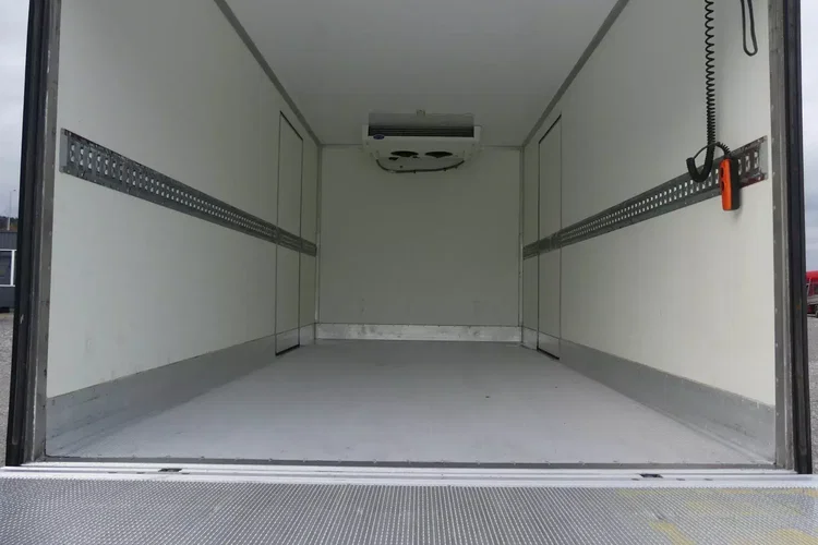 MAN TGE 5.180 / CHŁODNIA + WINDA / EURO 6 / IDEALNY STAN / zdjęcie 19