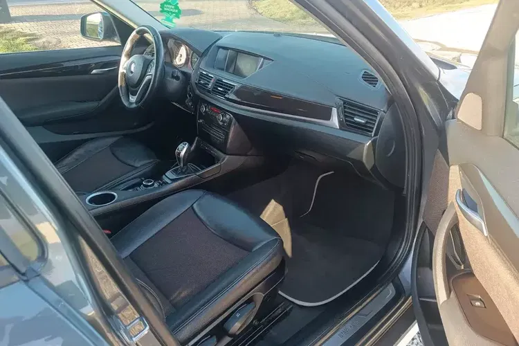 BMW X1 zdjęcie 10