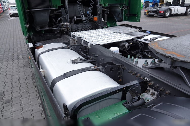 Volvo FH 500 / PEŁNY ADR / 2016 ROK / PO KONTRAKCIE SERWISOWYM  zdjęcie 12