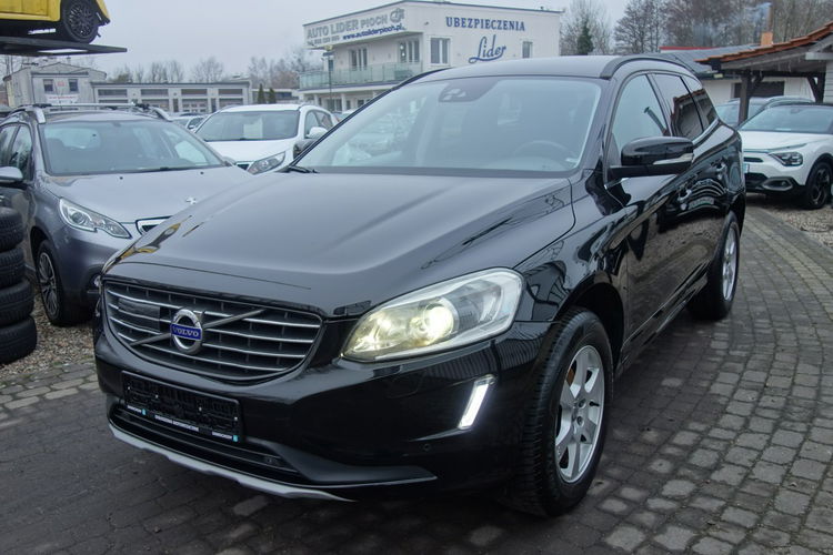 XC 60 Volvo XC-60 2016 manual 2.0 diesel 190km nawi grzane fotele ksenon zdjęcie 2
