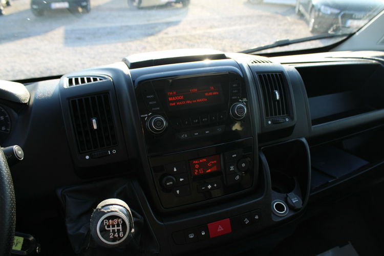 Peugeot Boxer pełna oferta Eurosamochody.pl zdjęcie 19