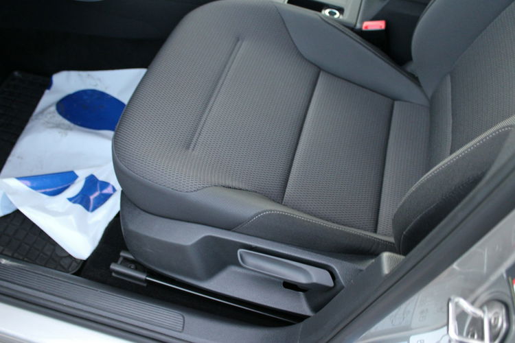 Volkswagen Golf Comfortline App Connect Gwarancja Auto-Hold zdjęcie 14