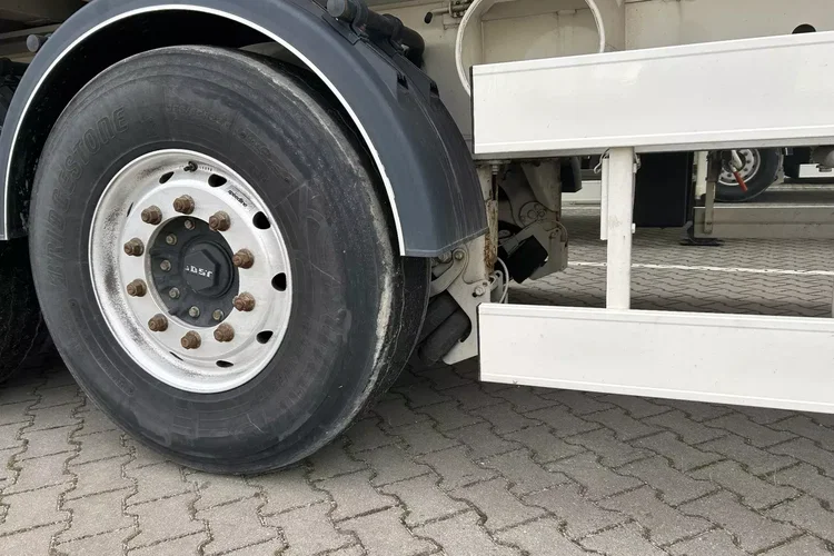 BENALU Wywrotka 57.8 m3 zdjęcie 3