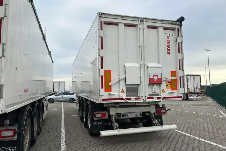 BENALU Wywrotka 57.8 m3 zdjęcie 5