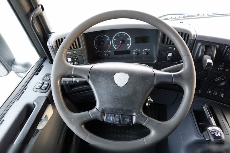 Scania P 340 / 6x4 / WYWROTKA / HYDROBURTA / BORDMATIC / MEILLER KIPER / MANUAL / 2010 ROK zdjęcie 36