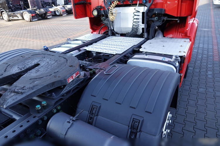Scania R 580 / V8 / 6x2 / PUSHER / OŚ PODNOSZONA / OŚ SKRĘTNA / RETARDER / KLIMA POSTOJOWA / DMC: 70.000 KG / EURO 6 / PO KONTRAKCIE SERWISOWYM zdjęcie 17