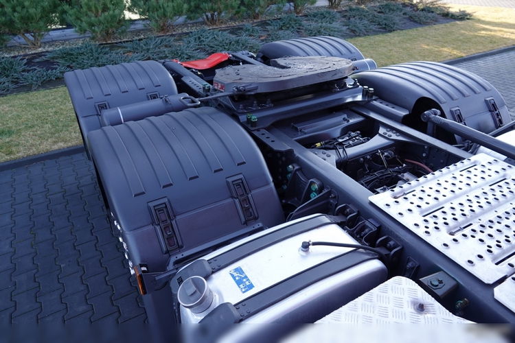 Scania R 580 / V8 / 6x2 / PUSHER / OŚ PODNOSZONA / OŚ SKRĘTNA / RETARDER / KLIMA POSTOJOWA / DMC: 70.000 KG / EURO 6 / PO KONTRAKCIE SERWISOWYM zdjęcie 19