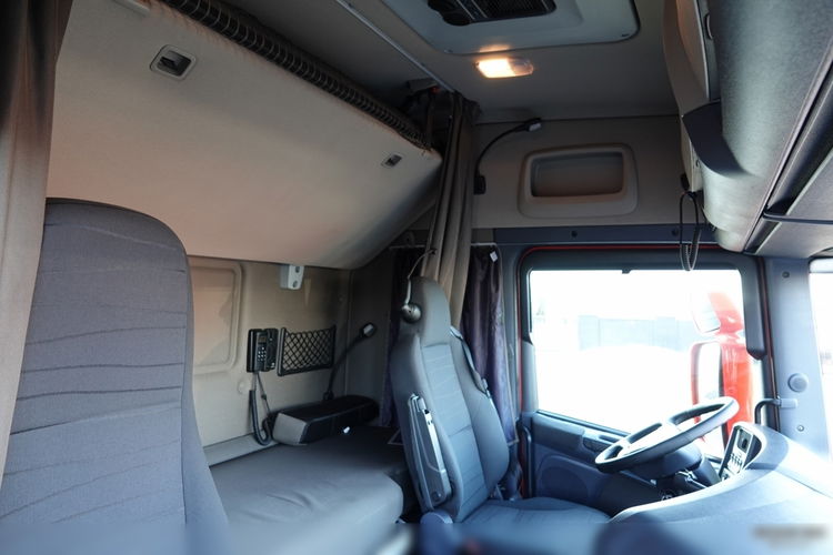 Scania R 580 / V8 / 6x2 / PUSHER / OŚ PODNOSZONA / OŚ SKRĘTNA / RETARDER / KLIMA POSTOJOWA / DMC: 70.000 KG / EURO 6 / PO KONTRAKCIE SERWISOWYM zdjęcie 41