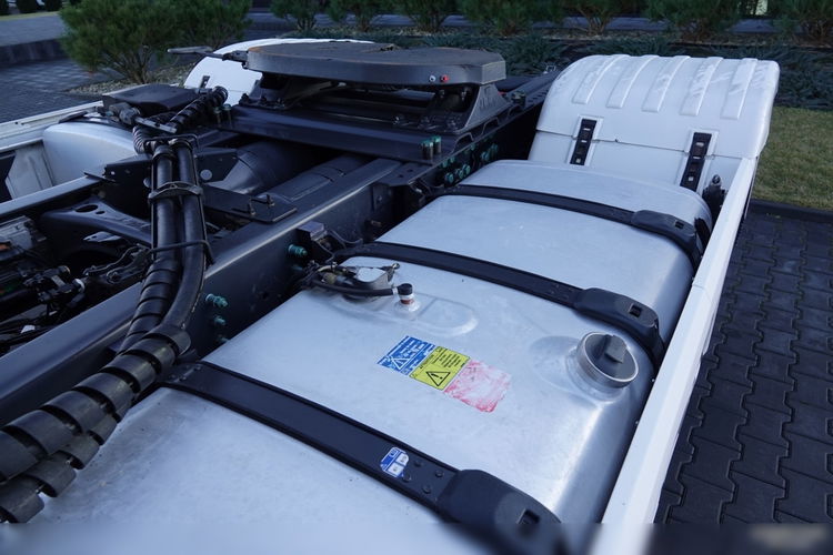 Scania R 500 / RETARDER / KLIMA POSTOJOWA / CAŁA NA PODUSZKACH / HYDRAULIKA / OPTICRUISE + SPRZĘGŁO / SPROWADZONA / PO KONTRAKCIE SERWISOWYM zdjęcie 11