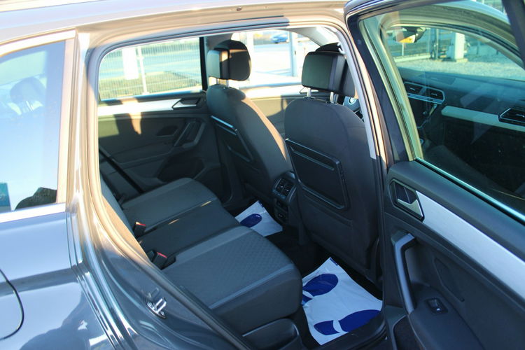 Volkswagen Tiguan Comfortline F-Vat Salon Polska Gwarancja Navi Kamera zdjęcie 12