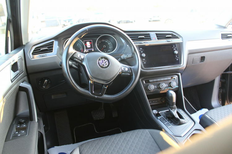 Volkswagen Tiguan Comfortline F-Vat Salon Polska Gwarancja Navi Kamera zdjęcie 18