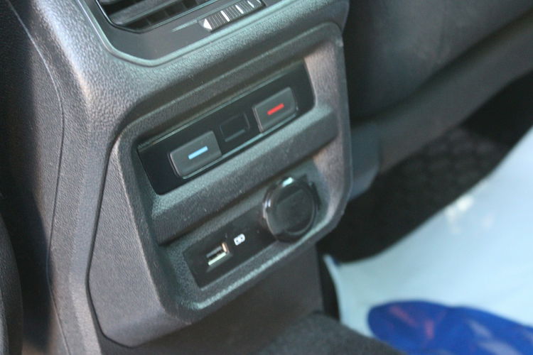 Volkswagen Tiguan Comfortline F-Vat Salon Polska Gwarancja Navi Kamera zdjęcie 19