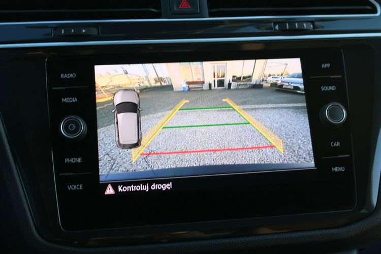 Volkswagen Tiguan Comfortline F-Vat Salon Polska Gwarancja Navi Kamera zdjęcie 33