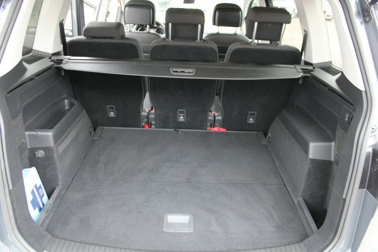 Volkswagen Touran Comfortline F-VAT Salon Polska zdjęcie 13
