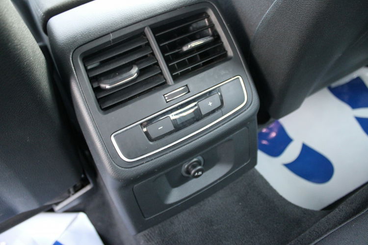 Audi A4 F-VAT Gwarancja G.Fotele Automat Kamera Navi zdjęcie 17