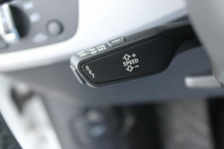 Audi A4 F-VAT Gwarancja G.Fotele Automat Kamera Navi zdjęcie 27