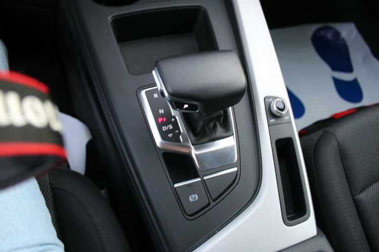 Audi A4 F-VAT Gwarancja G.Fotele Automat Kamera Navi zdjęcie 30