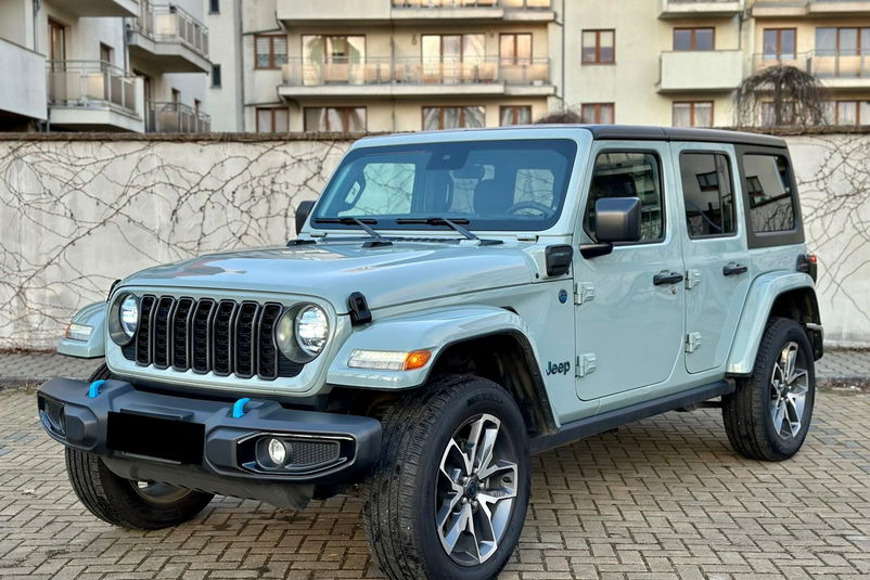 samochód osobowy Jeep zdjęcie 1