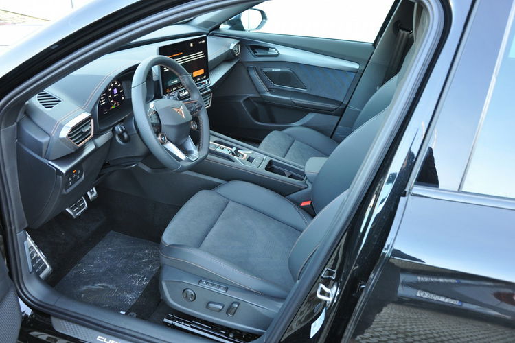 Cupra Formentor 2.0TSI 333KM VZ 4Drive Panorama El.Klapa Kamera Matrix Nowy Gwar. Deal zdjęcie 11