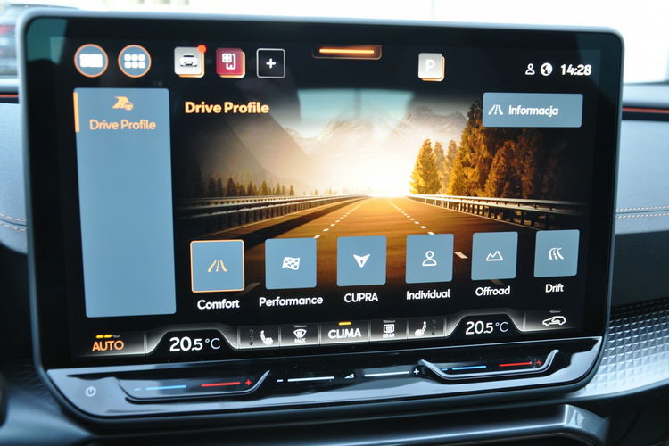 Cupra Formentor 2.0TSI 333KM VZ 4Drive Panorama El.Klapa Kamera Matrix Nowy Gwar. Deal zdjęcie 28