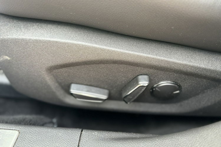 Ford Mondeo Hybryda, Gwarancja, Automat, Bogate wyposażenie zdjęcie 12