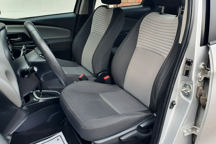 Toyota Yaris Hybrid 100 Premium 2020 REJ , Kamera, Salon PL, I WŁ, Serwis ASO, F.vat23% zdjęcie 17
