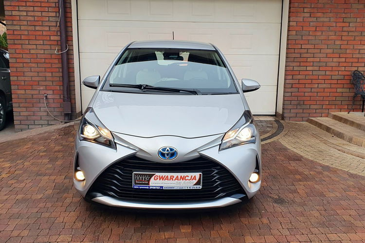 Toyota Yaris Hybrid 100 Premium 2020 REJ , Kamera, Salon PL, I WŁ, Serwis ASO, F.vat23% zdjęcie 3