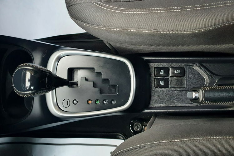 Toyota Yaris Hybrid 100 Premium 2020 REJ , Kamera, Salon PL, I WŁ, Serwis ASO, F.vat23% zdjęcie 32