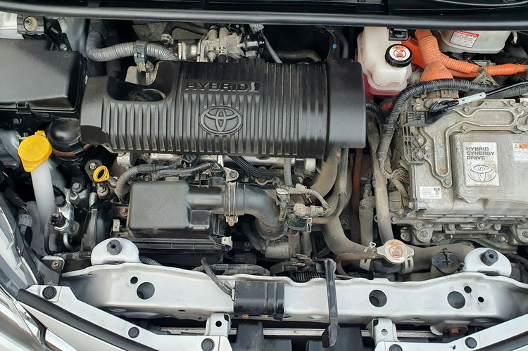 Toyota Yaris Hybrid 100 Premium 2020 REJ , Kamera, Salon PL, I WŁ, Serwis ASO, F.vat23% zdjęcie 34
