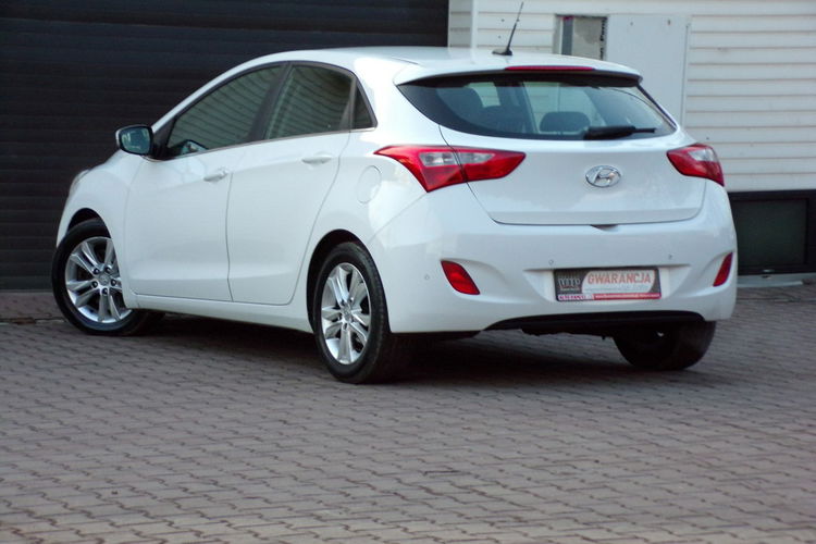Hyundai i30 Automat /Klimatronic /Navi / 1.6 /135KM / zdjęcie 12