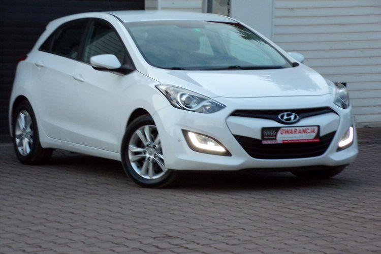 Hyundai i30 Automat /Klimatronic /Navi / 1.6 /135KM / zdjęcie 7