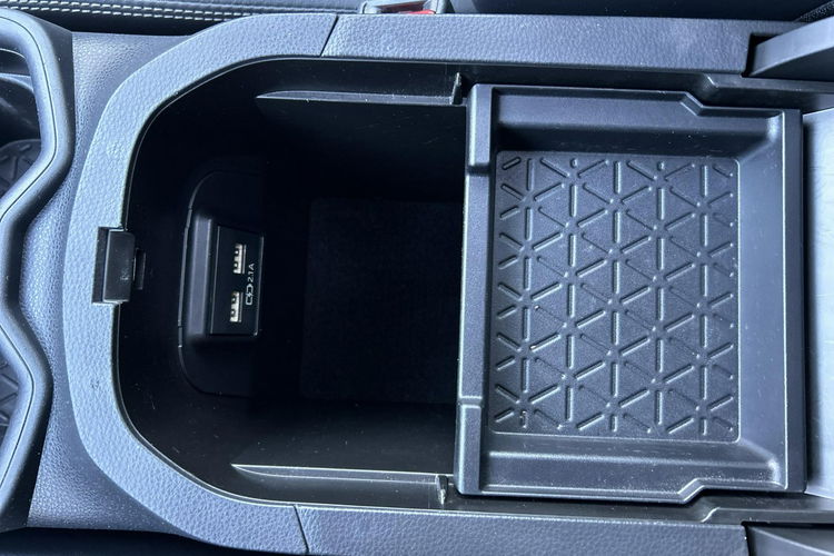 Toyota RAV-4 2.5 HSD 218KM EXECUTIVE SKYVIEW, salon Polska, gwarancja, FV23% 4x2 zdjęcie 31