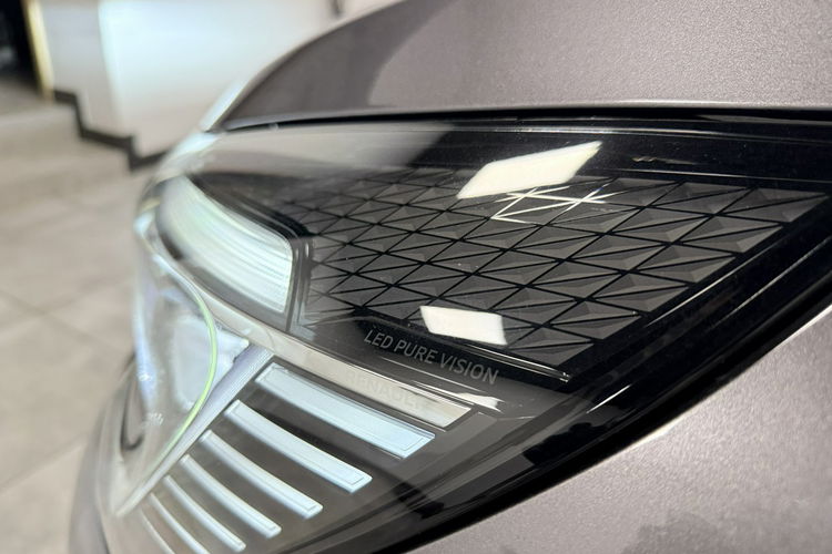 Renault Captur 1.3 TCe 155KM INITIALE PARIS Navi LedVision Automat BOSE HandsFree zdjęcie 3