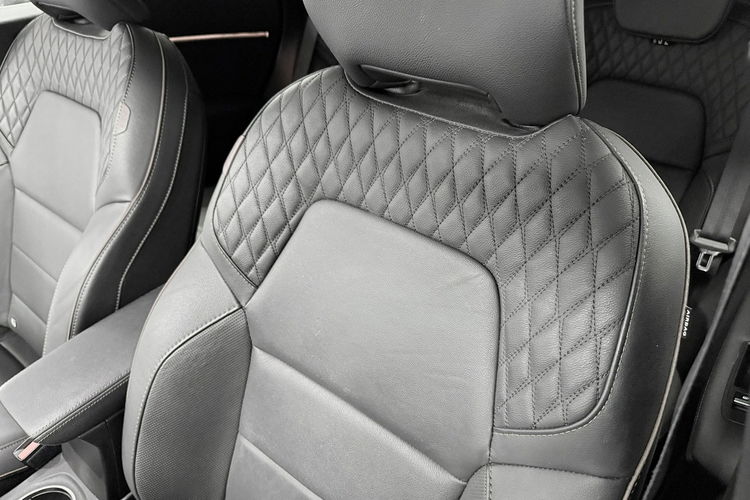 Renault Captur 1.3 TCe 155KM INITIALE PARIS Navi LedVision Automat BOSE HandsFree zdjęcie 37