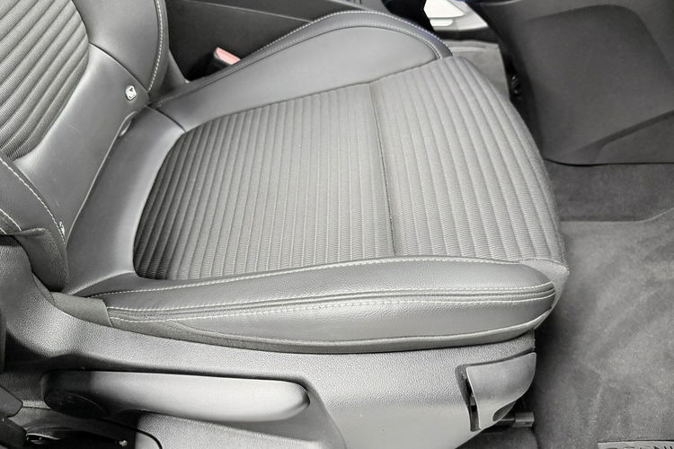 Renault Scenic 1.6 DCi 130KM Energy BOSE EDITON Navi Skóry Full Led Vision HandsFree zdjęcie 19