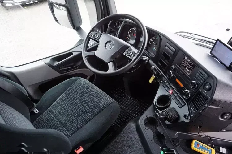 Mercedes / ANTOS / 1830 / E 6 / CHŁODNIA + WINDA / 18 PALET zdjęcie 12