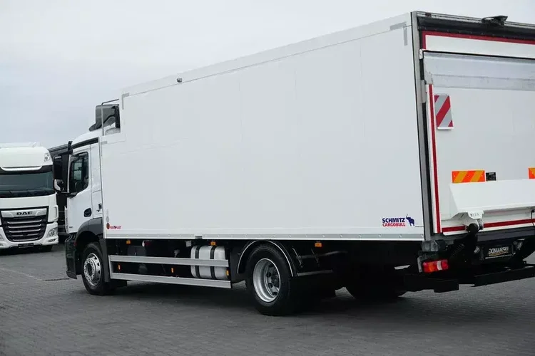 Mercedes / ANTOS / 1830 / E 6 / CHŁODNIA + WINDA / 18 PALET zdjęcie 25