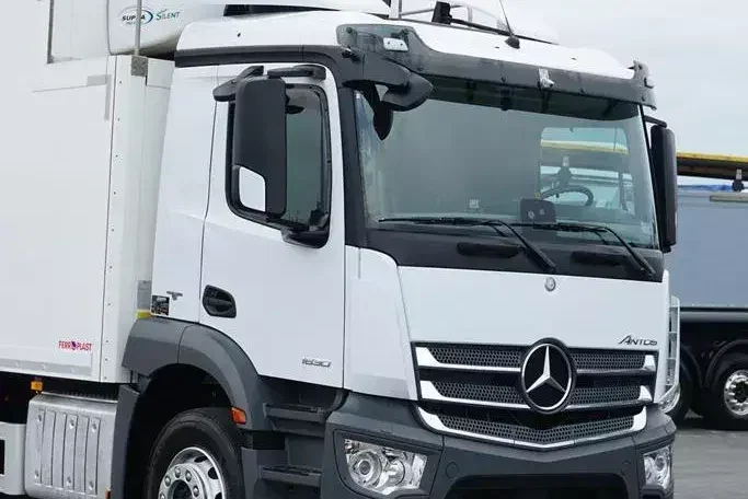 Mercedes / ANTOS / 1830 / E 6 / CHŁODNIA + WINDA / 18 PALET zdjęcie 27