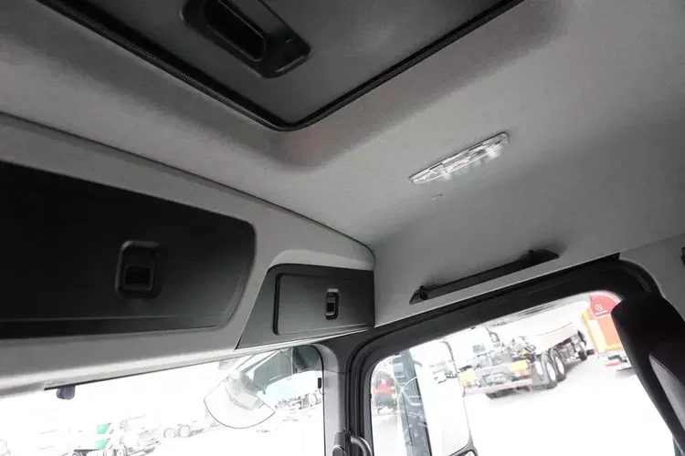 Mercedes / ANTOS / 1830 / E 6 / CHŁODNIA + WINDA / 18 PALET zdjęcie 39